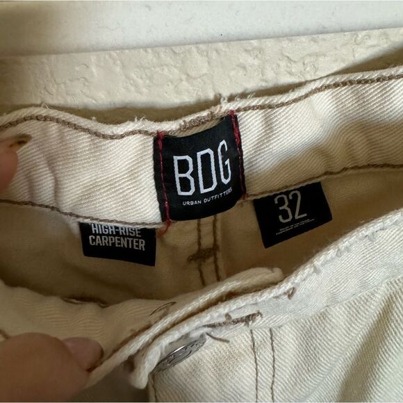 BDG High-Waisted Carpenter Jean Embroidered Ecru Sz 32 - Picture 9 of 11